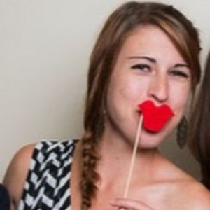 Meet your Posher, Dana